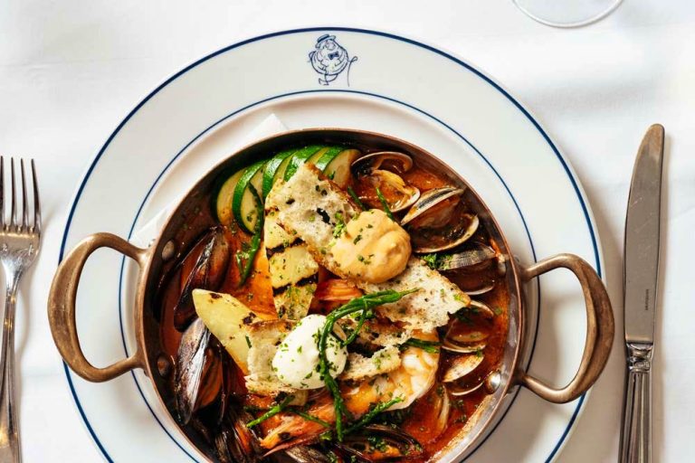 bentleys cornish fish stew 1web 23112023094711 768x512
