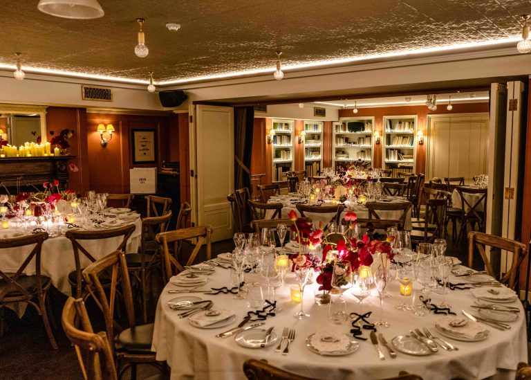 bentleys ssr wedding set up rounds 06022024123853 768x549