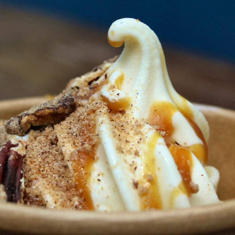 black bear burger 3 28032022100219 768x768