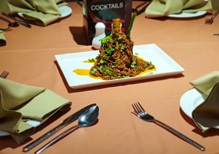 blue elephant group dining 16122020092717 768x541