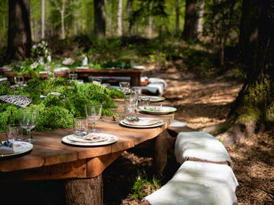 bower in the wood dining set up 11042024013246