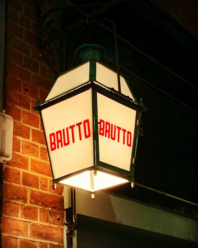 brutto outside light 05122022102612 768x960