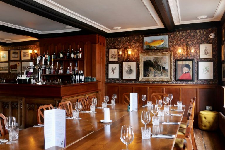 bullroomday2 1 768x512