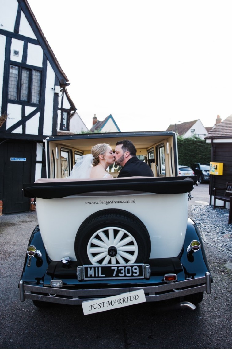 c5933dc2 1615 483e 8153 c067fa55cf80