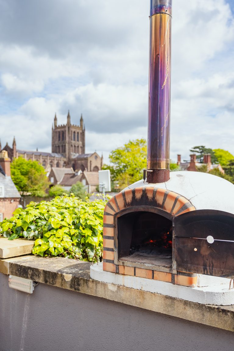 c632fac0 d580 4384 a770 0b41a856a0ad 768x1152