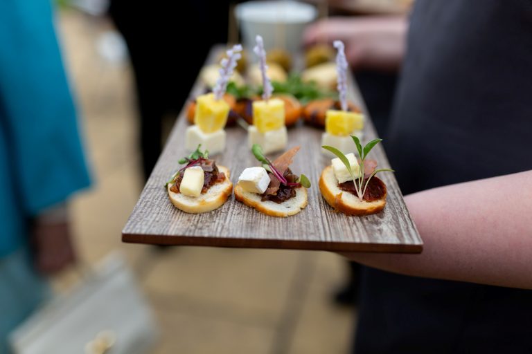 canapes2 1 768x512