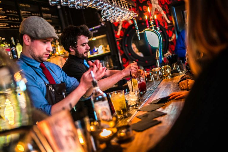 canary gin bar bar 768x513