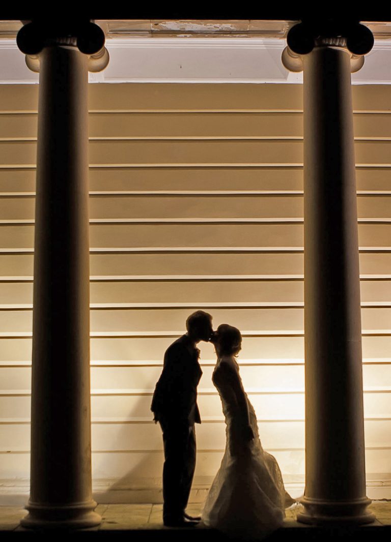 cbf80c54 3bbd 4e49 90da 13fbcfd026d1 house wedding 387 crop 768x1066