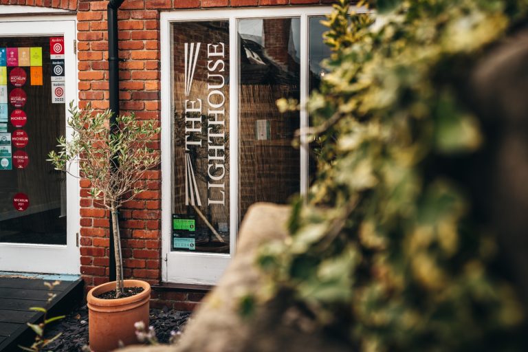 cbfa3433 b583 474c b568 d9b2ecff9a12 768x512