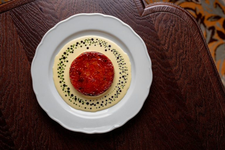 copy of tomato tarte tatin artichoke courgette parmesan justin de souza 30052023115629 768x512