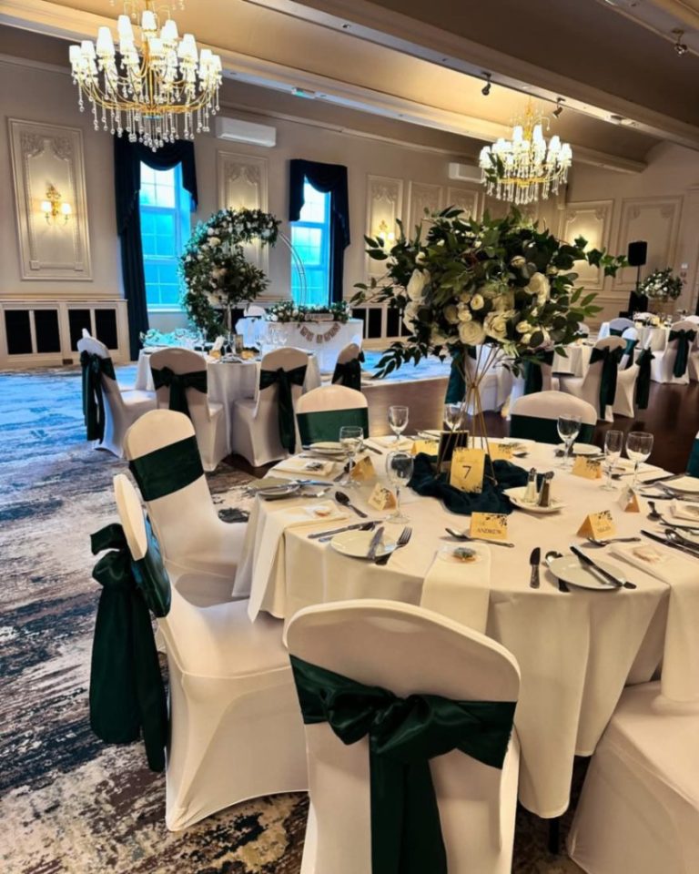 d0042943 8905 488a 9d51 c5b8a3ac8c0d 768x960