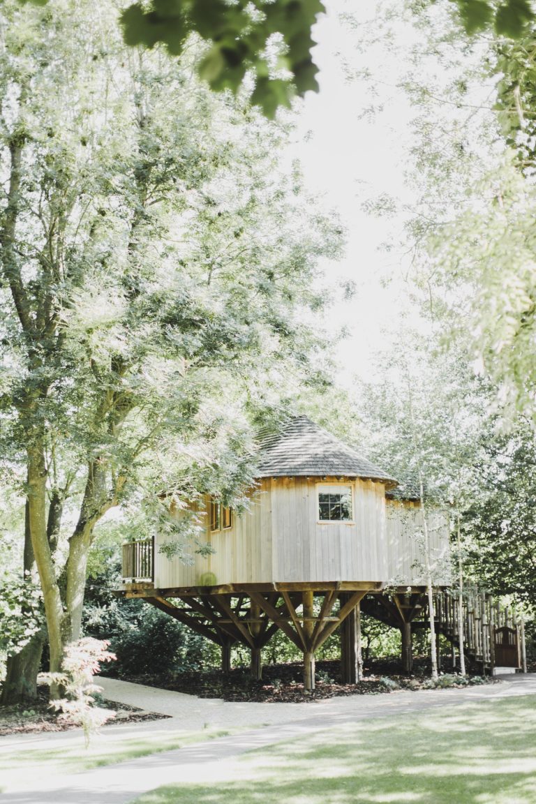 d1ad5452 a0e4 4aca b902 d65246b64344 768x1152