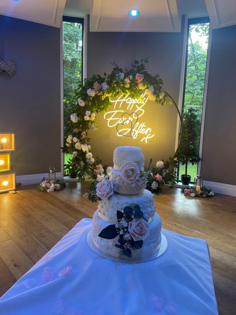 d25da7dd 4d53 4322 ad9f b5e66ed706de 768x1024