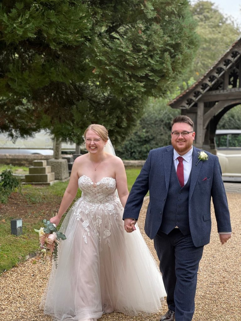 d2c9094f 46df 4bb5 b468 115eb0749062 768x1024