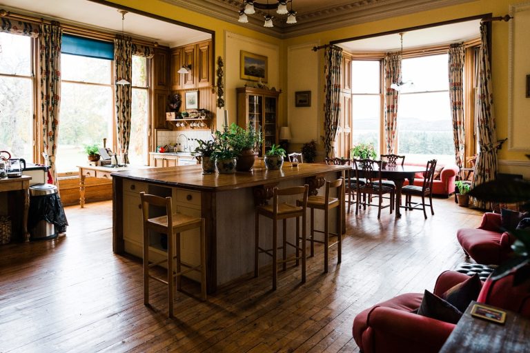 d561982e faeb 443c 9f14 db1bde43b651 768x512