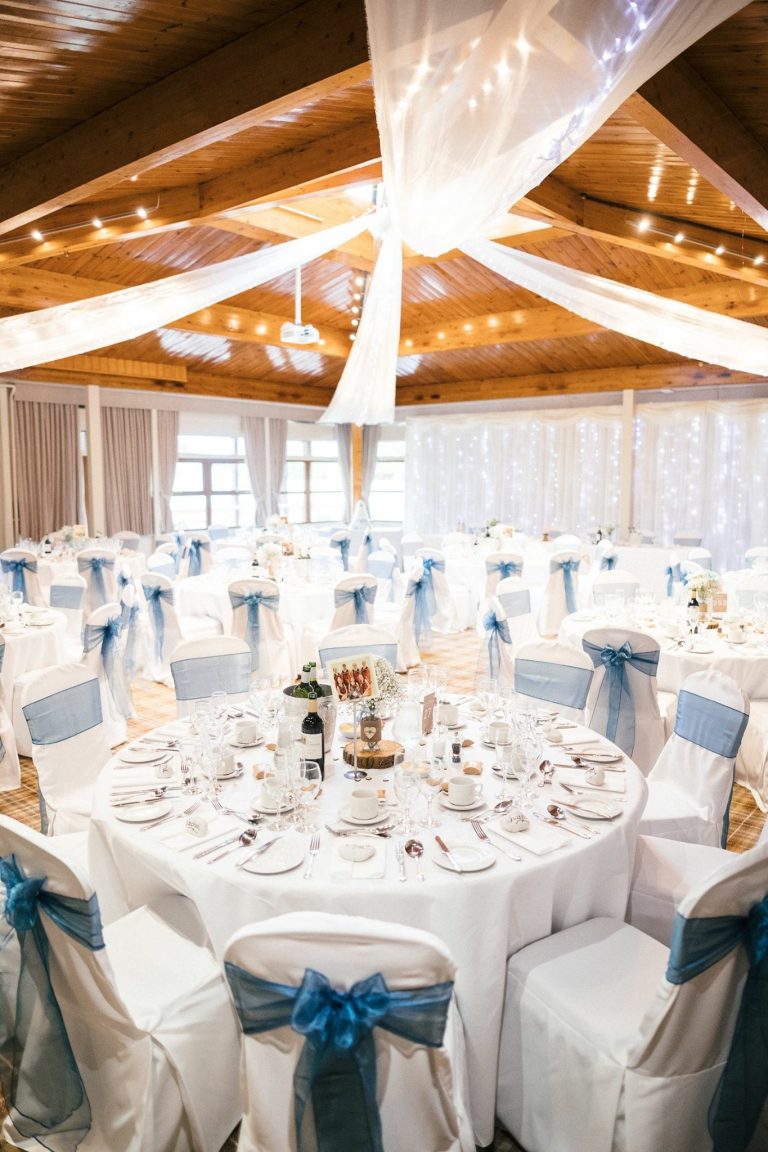 d89722ab 7379 4491 a947 bc9f89d1c63b Safari Lodge Wedding 152 768x1152