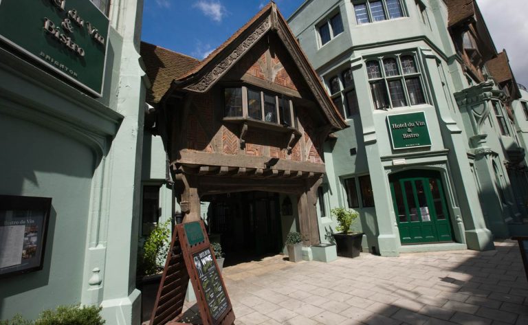 dbfea65e 5215 43a3 9a97 520e9a147d48 exterior 1 768x473