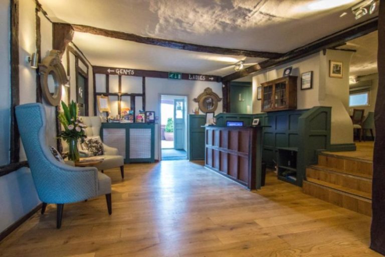 dd77b6ef 27c0 42b2 bee2 0c29554ad3a6 768x512