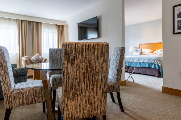 e1dbe233 4333 4d5b 87cd a1934bcd405d 768x512