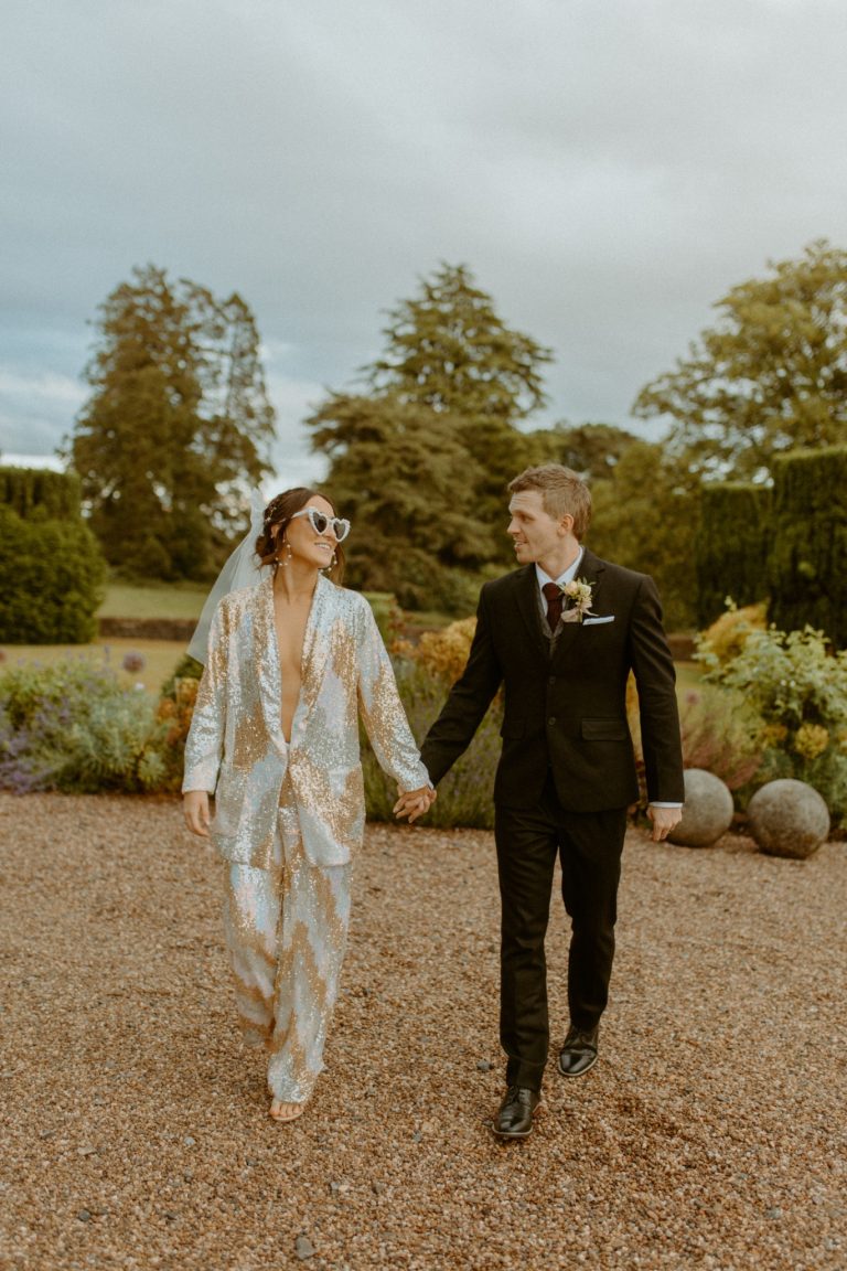 e76c76d1 6a4d 4ed1 bf1c 50268a34c621 768x1152