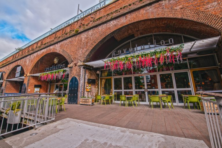 e8d54d46 36d1 40e9 bfb8 bb2401f6578e 768x512