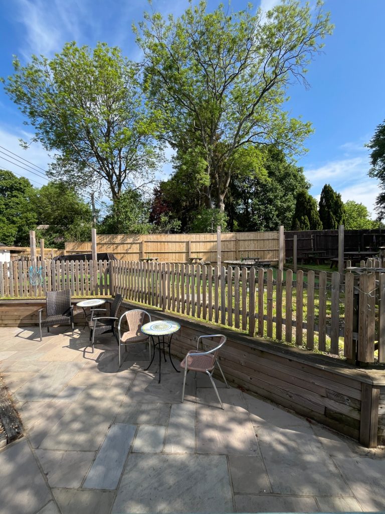 eab31545 c594 4c70 8530 5bb73bf82aa0 768x1024