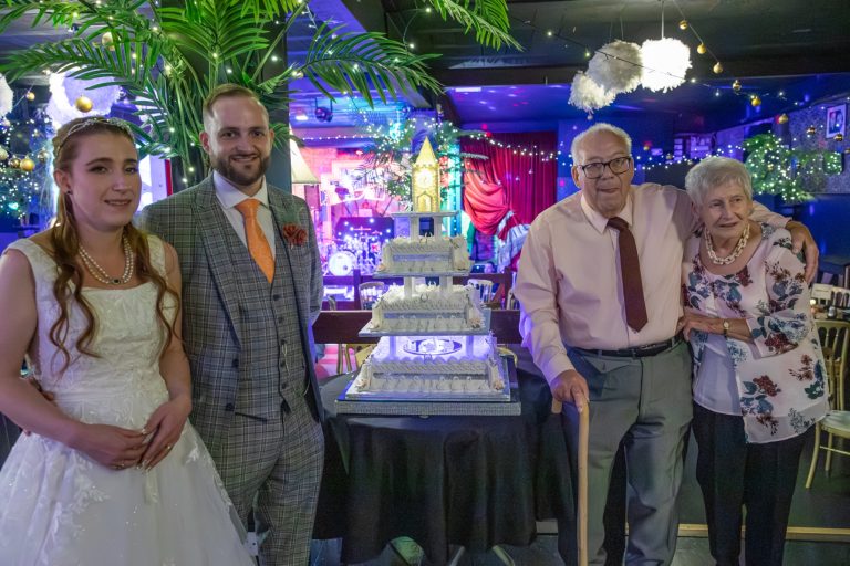 ecef59d4 1a1c 4991 816e e958c8ef55b9 768x512