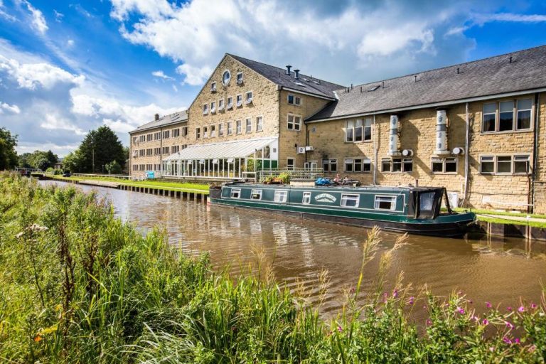 eeAgW9G48b photoA19 768x512