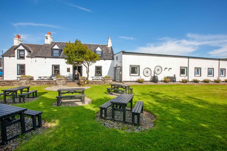 eeZgjG4AYN photoA11 768x512