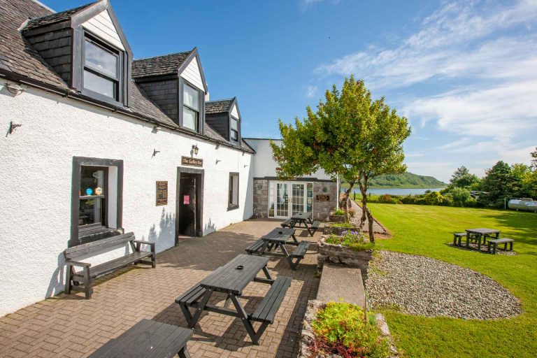 eeZgjG4AYN photoA18 768x512