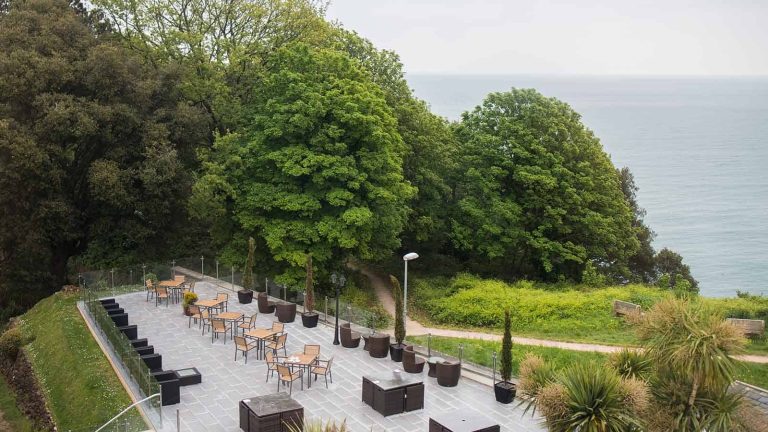 eey8J9aEYl photoA8 768x432