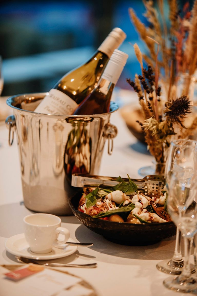 ef7384ea c98d 4ba4 a738 39014a67e075 768x1152