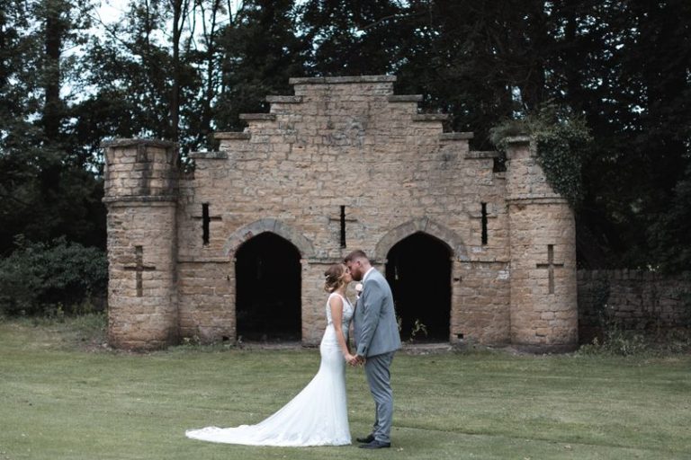 emily stuart 58 4 184081 161004117524113 768x512