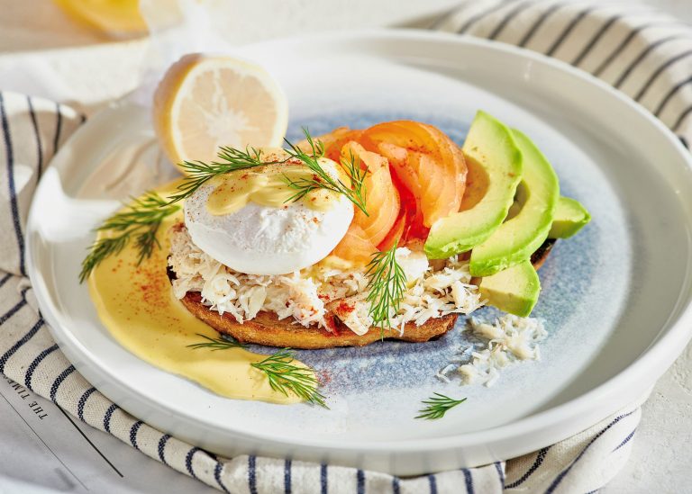 everly aw23 royale white horse landscape 8 action 10072024104035 768x549