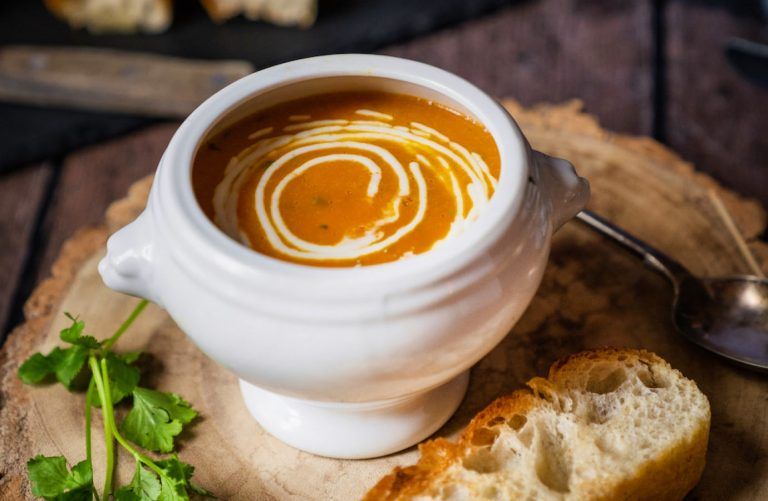 evoke pictures the square hotel 006 qicn4u5wt2e1l58s8nkmkz8apnhetturxyyfu9kzzc 11042024093841 768x501