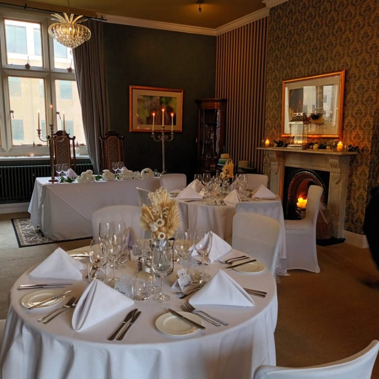 f01b27b9 6504 40bf 9424 de73e5aad71d 768x769