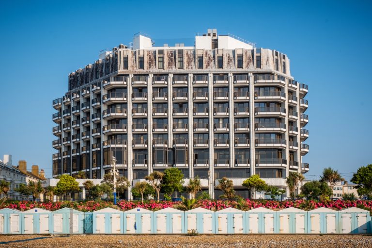 f17d8f9b c51e 4d75 b8e7 90d5229c7438 768x512