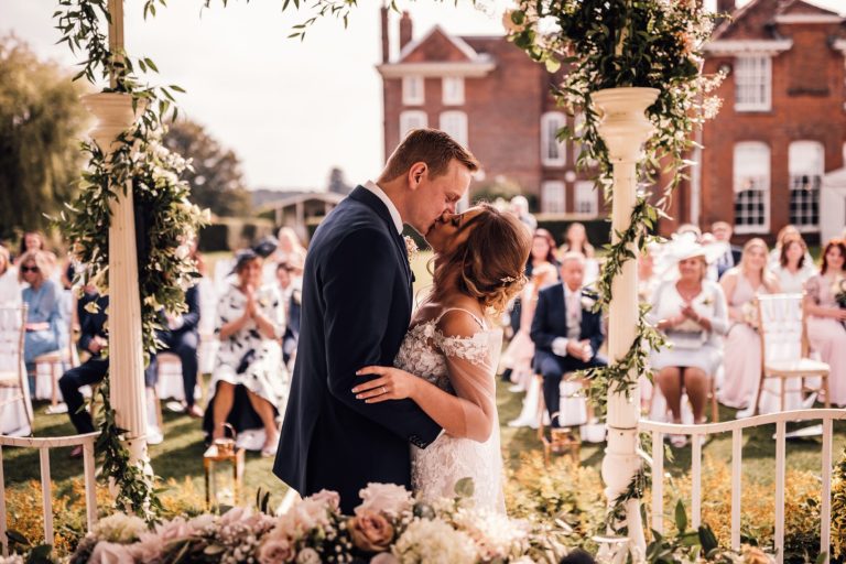 f2478ce2 2791 458c 867f b9f57fb53ffe 768x512