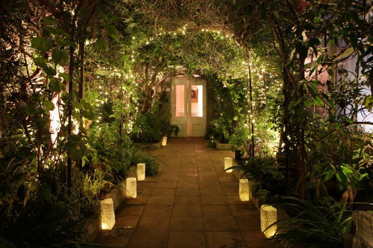 f2c368f8 e531 4ce3 8928 2f0517a8af1b 768x512