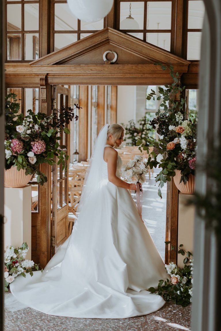 f56b78ce 8809 4564 9798 c0a29d22eae1 768x1152