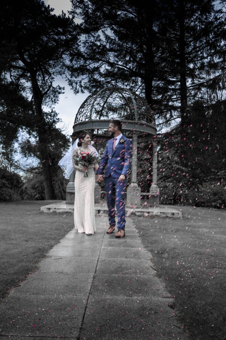 f80249b2 eeb1 4a63 9ad9 570bf5060068 768x1152