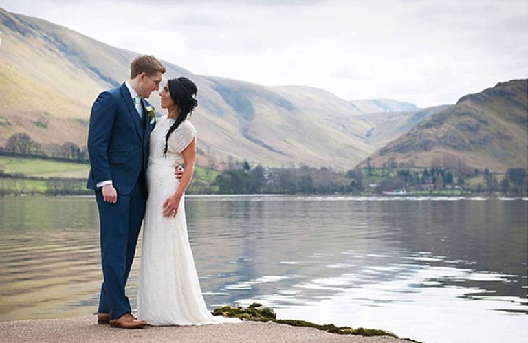 f83e2e1e 9305 42fd 9333 a1a6e5e5828e wedding couple lake 768x499