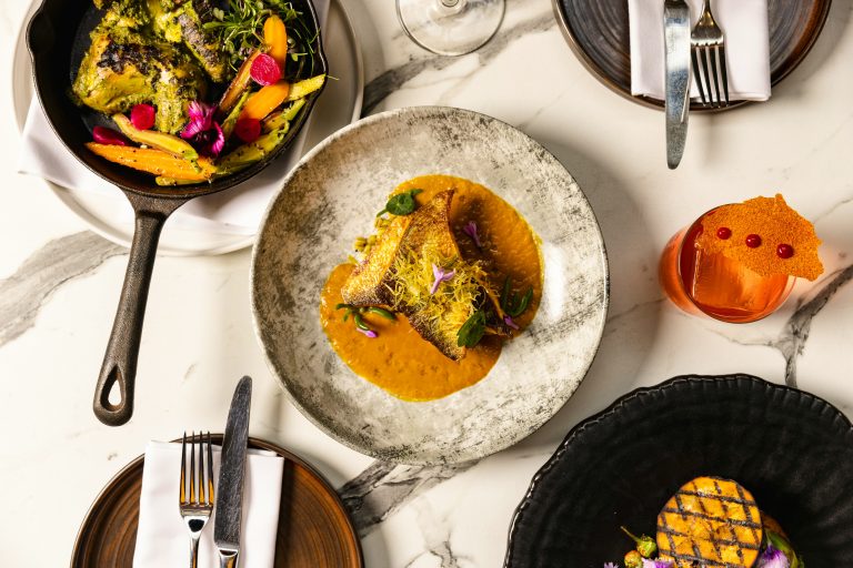 farzi hr 16 09102023045420 768x512