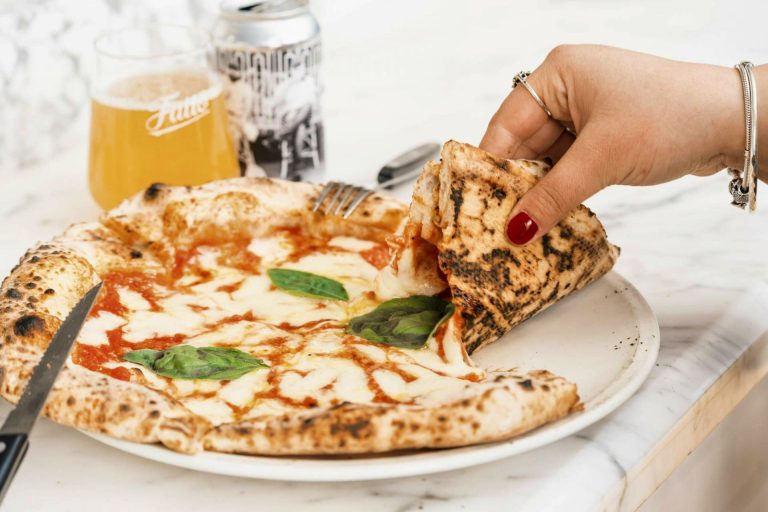 fatto a mano pizza pizzeria brighton hove london restaurant 3 scaled 01022023044717 1 768x512