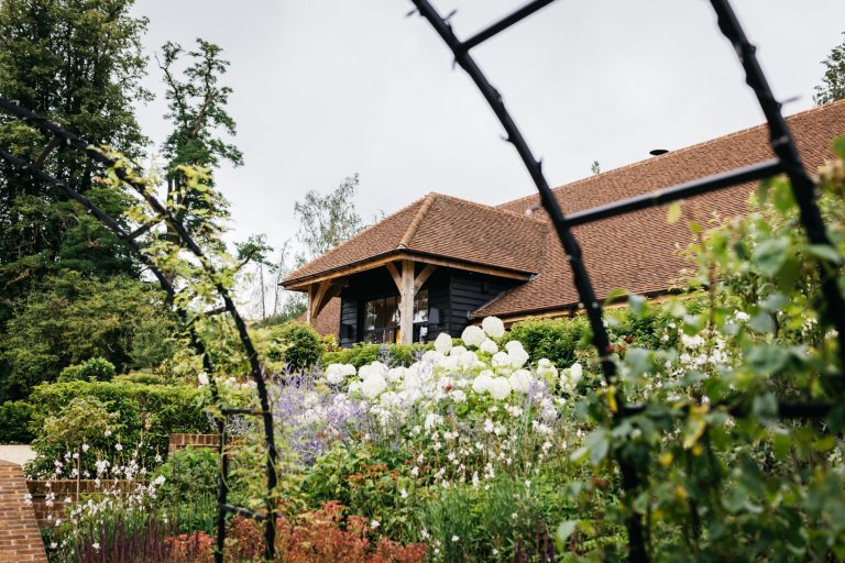 ff14c274 74e0 4b3d 87d4 ac7d3e94705b 768x512