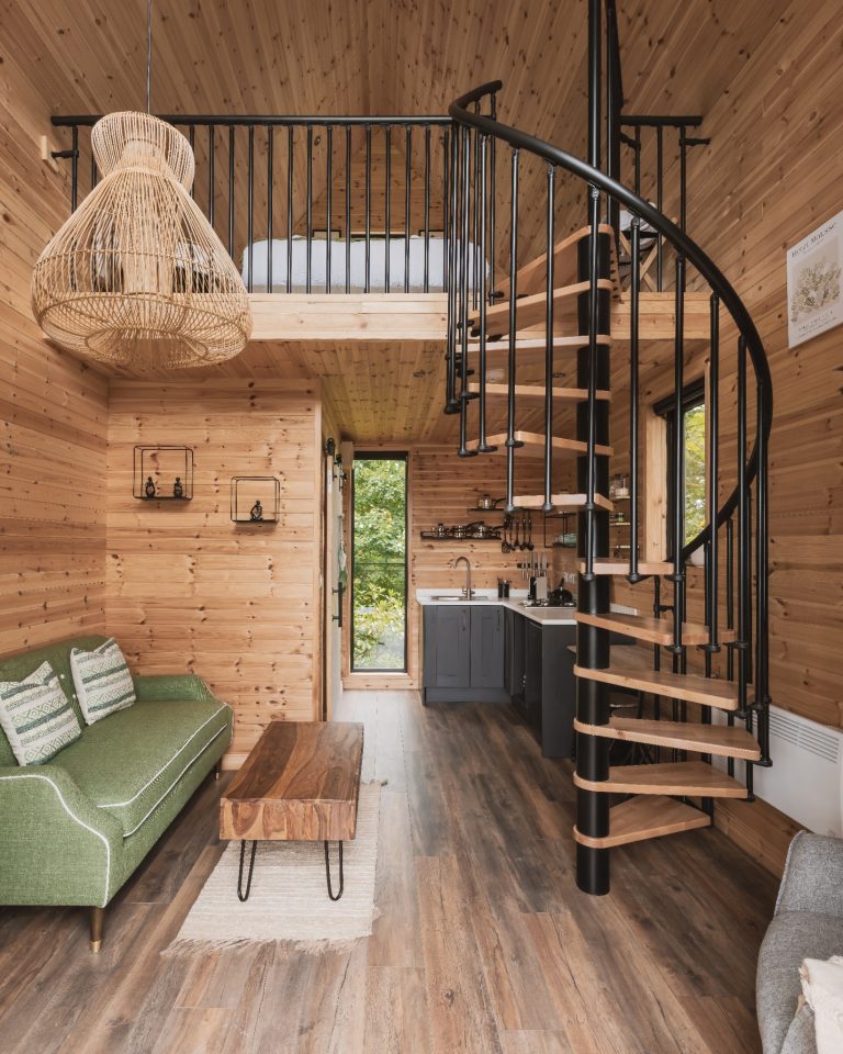 fff9e83d 9ca6 4026 a8c8 d819f0aab83d 768x960