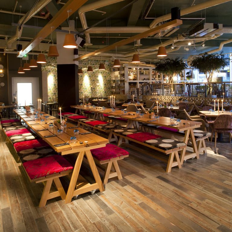 folly restaurant 768x768