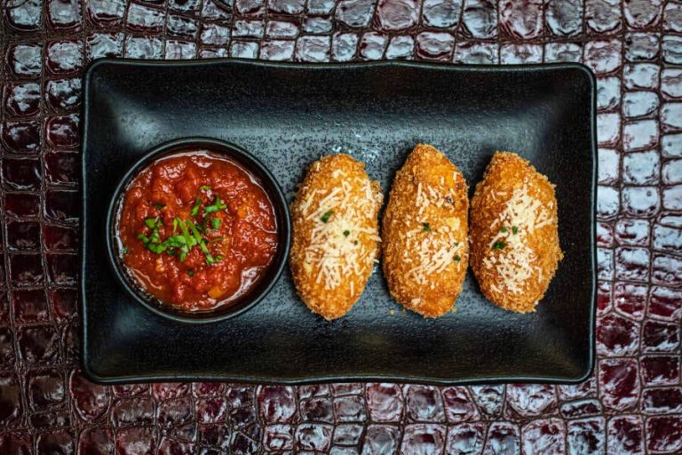 food 135 900x600 03012024121253 768x512