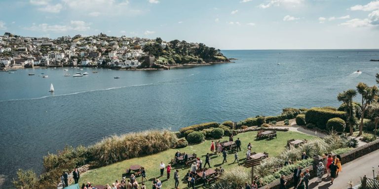 fowey harbour hotel tracey warbey wedding photography sian nick 00022 1600x800 1 768x384