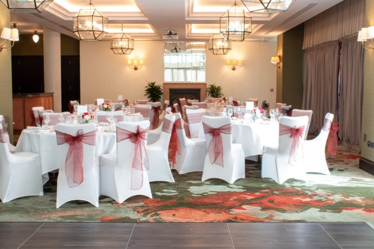 gardensuitewedding 768x512